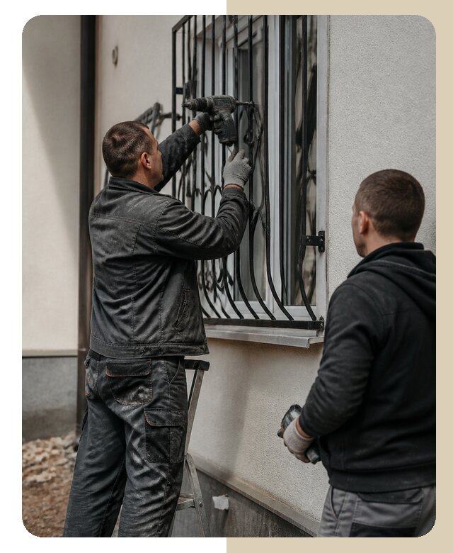 Установка наружных решеток в Холмске от 5033 р. | Дверной
